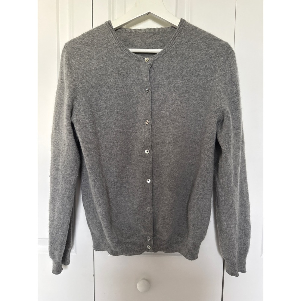 100% Cashmere Gray Button Front Crew Neck Cardigan Sweater RN 93986
